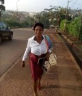 Dating Woman Cameroon to Yaoundé : Elisabeth, 56 years